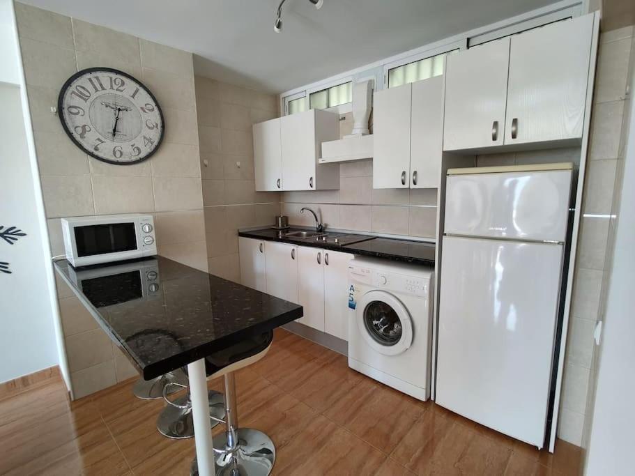 Piscis Beach Apartment Benalmadena Exterior photo